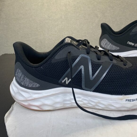 New Balance Fresh Foam Arishi  Mens 14 / Women 15.5 Black Running Shoes MARISEK4
